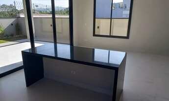 Imagem 7: Sobrado à venda no Condomínio Bella Città, 230 m², 3 suítes e 4 vagas, bairro Fazenda Rode