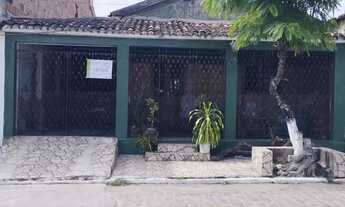 Imagem: Vendo casa no centro comercial de Ferreiros