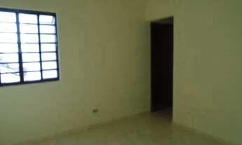 Imagem 3: Apartamento para aluguel com 51 metros quadrados com 2 quartos próximo de vários comércios