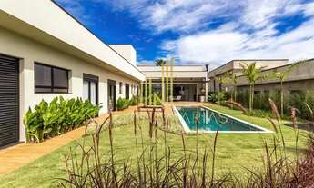 Imagem 5: Belíssima Casa nova, Semi mobiliada com 5 suítes á venda no Condomínio Fazenda Alvorada em