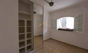 Imagem 7: Casa com 3 quartos em lote plano, na região no Novo Riacho em Contagem