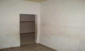 Imagem 2: 01 quarto, sala, cozinha, quintal e WC