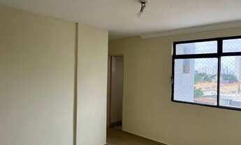 Imagem 2: Procuro mulher para dividir apartamento!