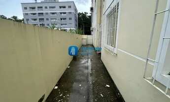 Imagem 2: SM/Apartamento térreo, com quintal, semimobiliado, 02 dormitórios, no bairro Aririú/Palhoç