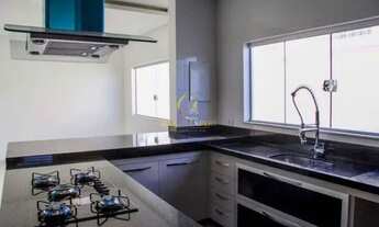 Imagem 7: Sobrado para aluguel possui 450 metros quadrados com 3 quartos