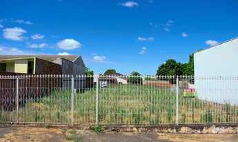 Imagem 4: Terreno amplo com otima Localização !!