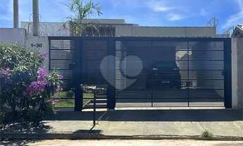 Imagem: Bauru - Casa Padrão - Jardim Marília