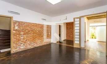 Imagem 4: Casa à Venda - Floresta, 2 Quartos, 270 m2