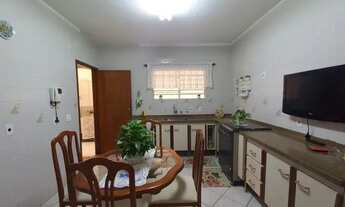 Imagem 6: Casa para venda possui 145 metros quadrados com 3 quartos no bairro Jardim Flamboyant