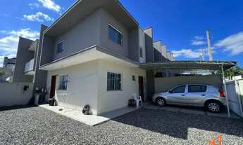 Imagem: Casa de esquina com 3 dormitórios no Floresta