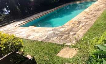 Imagem 4: Casa com 04 suítes, sala, cozinha, 05 banheiros, piscina , churrasqueira e garagem