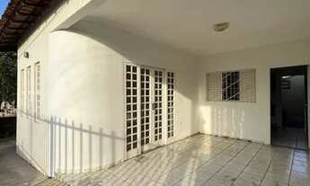 Imagem 4: Apartamento para aluguel possui 100 metros quadrados com 3 quartos em Boa Esperança - Cuia