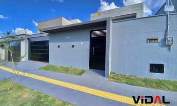 Imagem: CASA TÉRREA ! PADRÃO CLASE-A. EM AVENIDA