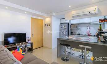 Imagem 4: Apartamento para venda com 63 metros quadrados com 2 quartos em Passo da Areia - Porto Ale