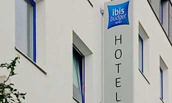 Imagem 5: * IMÓVEL PARA INVESTIMENTO, NÃO É POSSÍVEL MORADIA *