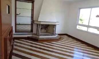 Imagem 6: LINDA CASA NO CENTRO DE ALPHAVILLE!