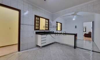 Imagem 5: Casa para aluguel e venda com 140 metros quadrados com 3 quartos