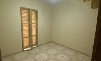 Imagem 4: São Manoel ao lado do HCM