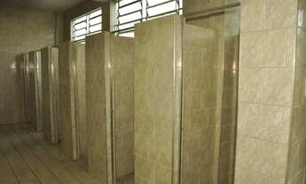 Imagem 5: Vende-se imóvel com 2.440 m², em Bangu, antigas instalações do Colégio Ferreira Alves