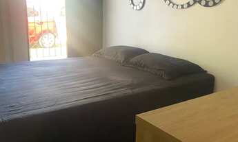 Imagem 7: Quarto mobiliado no barramar, no Calhau. 900 reais com água , internet e Tv a cabo incluso