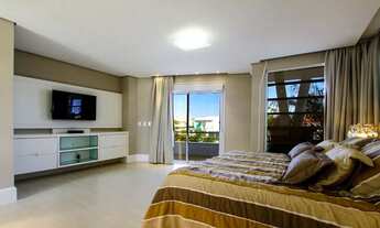 Imagem 7: Aluguel de Temporada! Mansão inigualável a 50 metros do mar, confira!