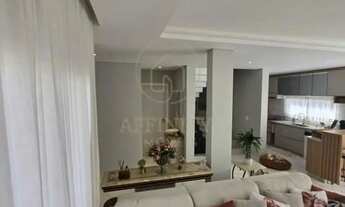 Imagem 4: Sobrado para Venda em Curitiba, Xaxim, 3 dormitórios, 2 suítes, 4 banheiros, 3 vagas