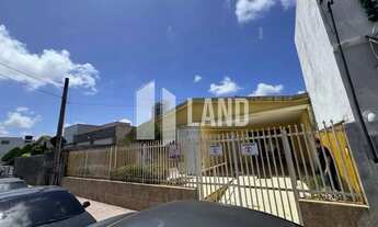 Imagem 2: Casa Para Vender com 5 quartos (1 suíte), 3 banheiros, 2 salas, 5 vagas de garagem, quinta