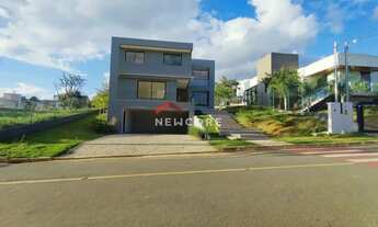 Imagem: Casa de condomínio em Rua Carlos Dias Ribeiro