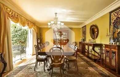 Imagem 13: Casa para venda com 4 quartos, 2400m² - Centro - Petrópolis/RJ