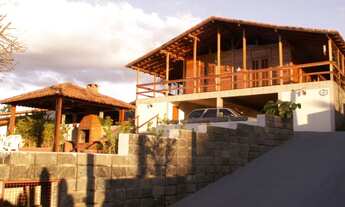 Imagem 4: Casa em condomínio fechado com piscina, sauna, espaço gourmet -10 vagas