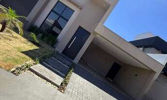 Imagem: Linda casa em condomínio à venda