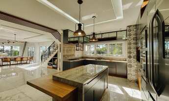 Imagem 2: Casa 4 ou + dorm. em Condomínio - Bairro Carazal