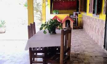 Imagem 2: Casa com valor abaixo do mercado área gourmet e quintal grande a apenas 5 minutos do Centr