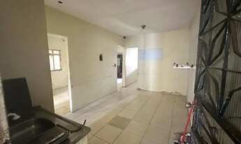 Imagem 3: QNM 4, Ceilândia Norte - Casa de três quartos, com mais kitnets nos fundos