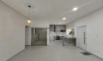 Imagem 2: Oportunidade - Casa - Bosque dos Eucaliptos - 3 Dormitórios - 250m²