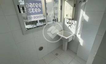 Imagem 3: Apartamento com 2 dormitórios (1 suíte), sacada com churrasqueira, 1 vaga Trindade