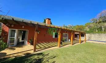 Imagem 2: Casa Térrea para Venda no Condomínio Fechado Colinas, Ibiúna, Piscina e Espaço Gourmet, Cu