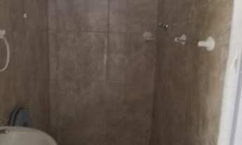 Imagem 3: Casa pequena, em Guadalupe. Com 1 quarto, cozinha, banheiro e área