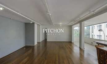 Imagem 3: Amplo apartamento de 360 m² com 4 quartos, 2 suítes, varanda e 3 vagas em Lourdes próximo