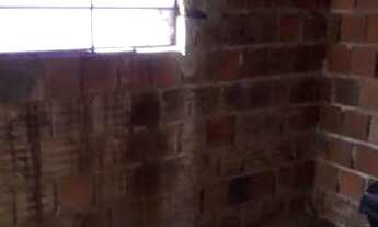 Imagem 2: Aluga se uma casa grande com garagem