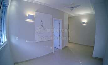 Imagem 6: Casa de condomínio para venda possui 347 metros quadrados com 4 quartos