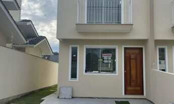 Imagem 7: Sobrado para venda possui 70 metros quadrados com 2 quartos em Centro - Palhoça - SC