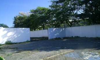 Imagem 4: Galpão para aluguel possui 900 no Civit II com ponte rolante