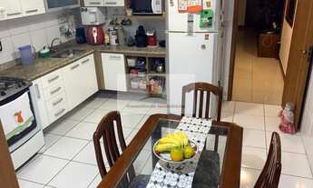 Imagem 6: Tijuca - Rua Alzira Brandão - casa com 3 andares - varanda - 3 quartos - terraço - 1 vaga