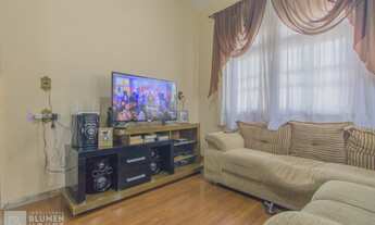 Imagem 7: Ampla casa de esquina no bairro Itoupavazinha com piscina