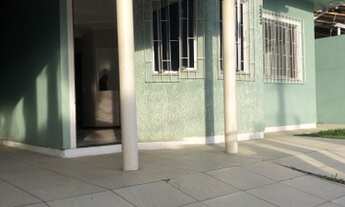 Imagem 3: Casa para aluguel possui 90 metros quadrados com 3 quartos em Madri - Palhoça