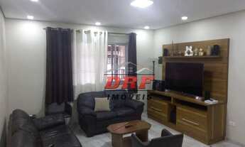 Imagem 2: Sobrado com 3 dormitórios 1 suíte 2 vagas à venda, 130 m² por R$ 849.000 - Picanco - Guaru