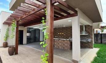 Imagem 5: Casa de condomínio para venda possui 310 metros quadrados com 4 quartos