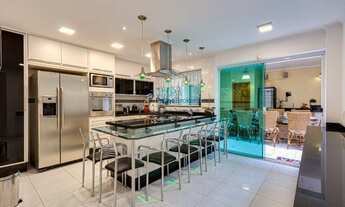 Imagem 5: SOBRADO : 2 Suítes, 178 m², 2 Vagas, Closet, Aquecimento Solar, Espaço Gourmet, Próximo a