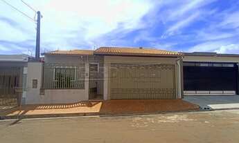 Imagem: Sao Carlos - Casa Padrão - Jardim Embare